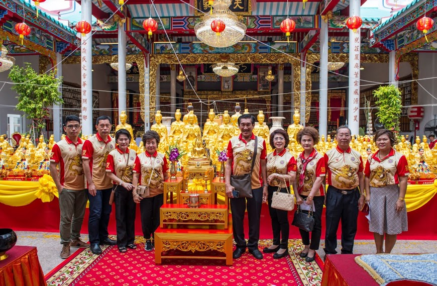 Indonesian Wang descendants visit an ornate ancestral temple in Thailand